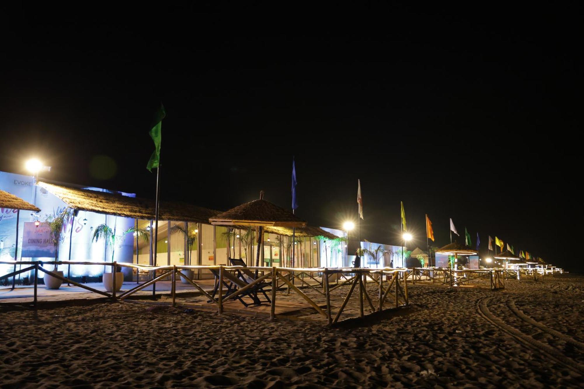 White Sands Bay Mandvi Екстериор снимка