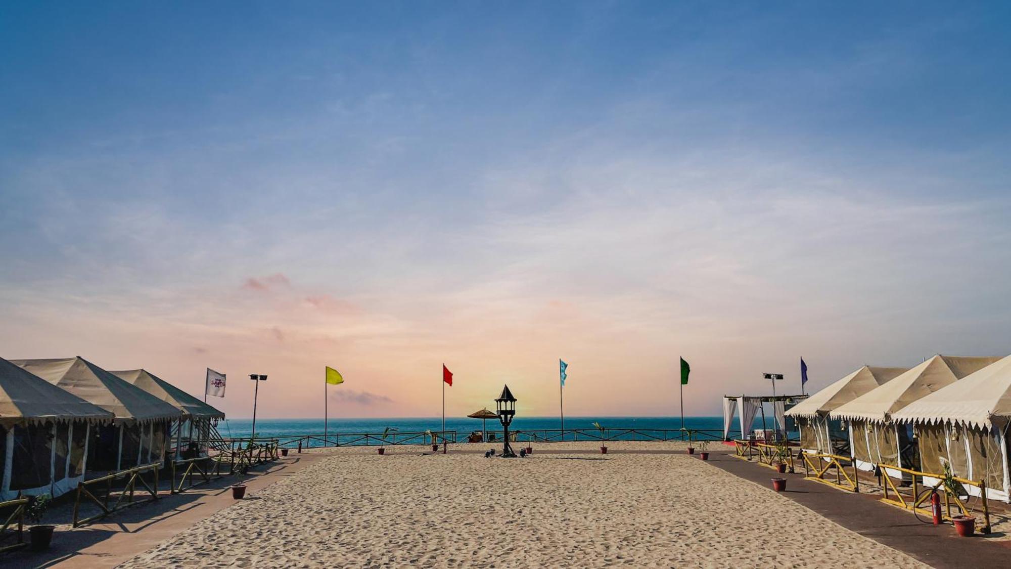White Sands Bay Mandvi Екстериор снимка